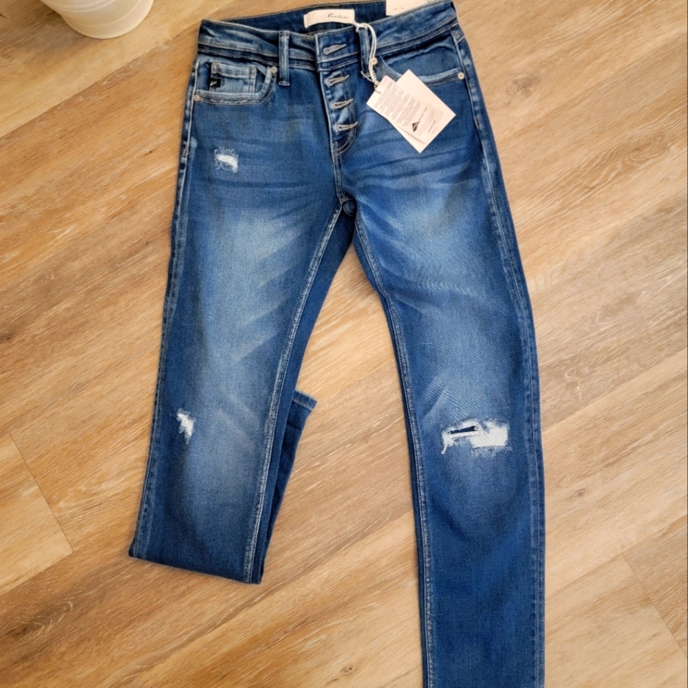 Distressed KanCans